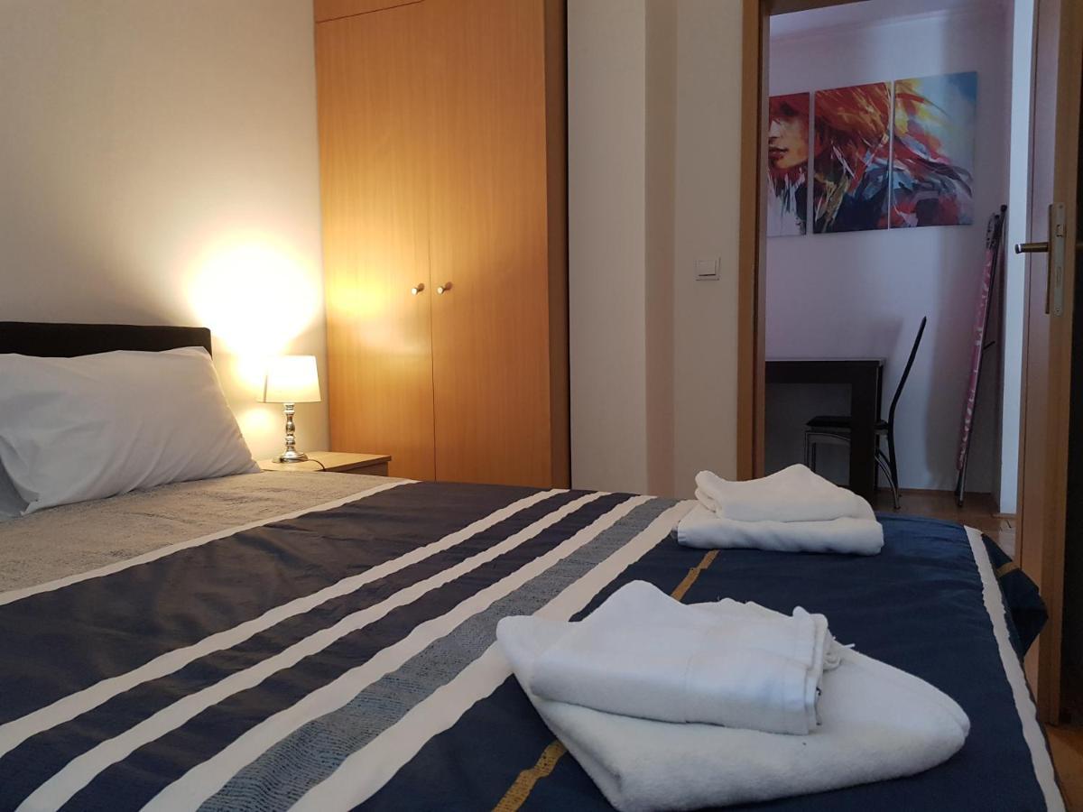 Rajiceva 5- Apartman Sa Prostranom Terasom I Garaznim Mestom Kragujevac Exterior photo